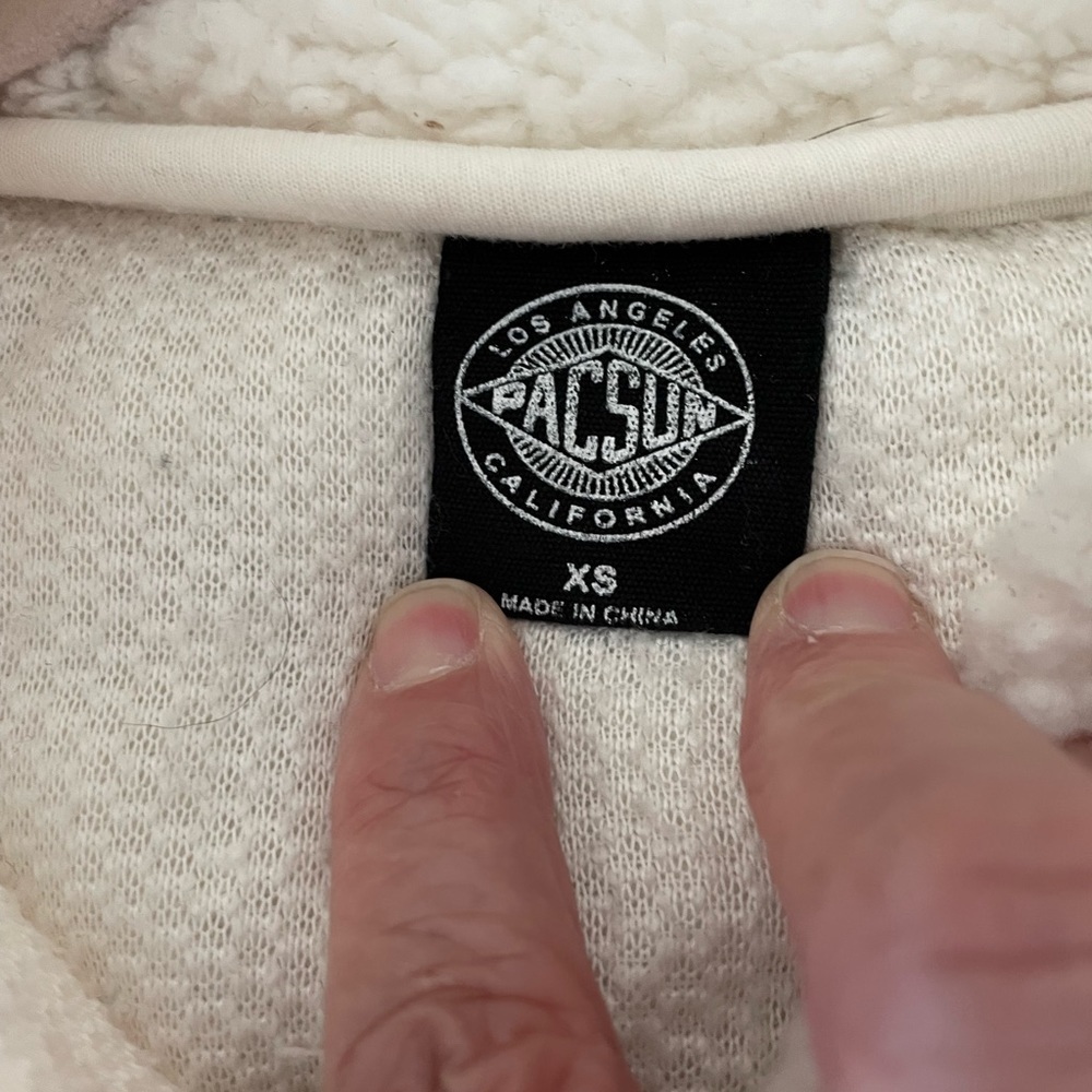 PacSun Cream Fleece Sweatshirt - Picture 11 of 12